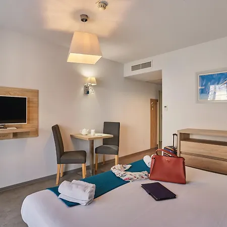 Nakara By Odalys Aparthotel 4*